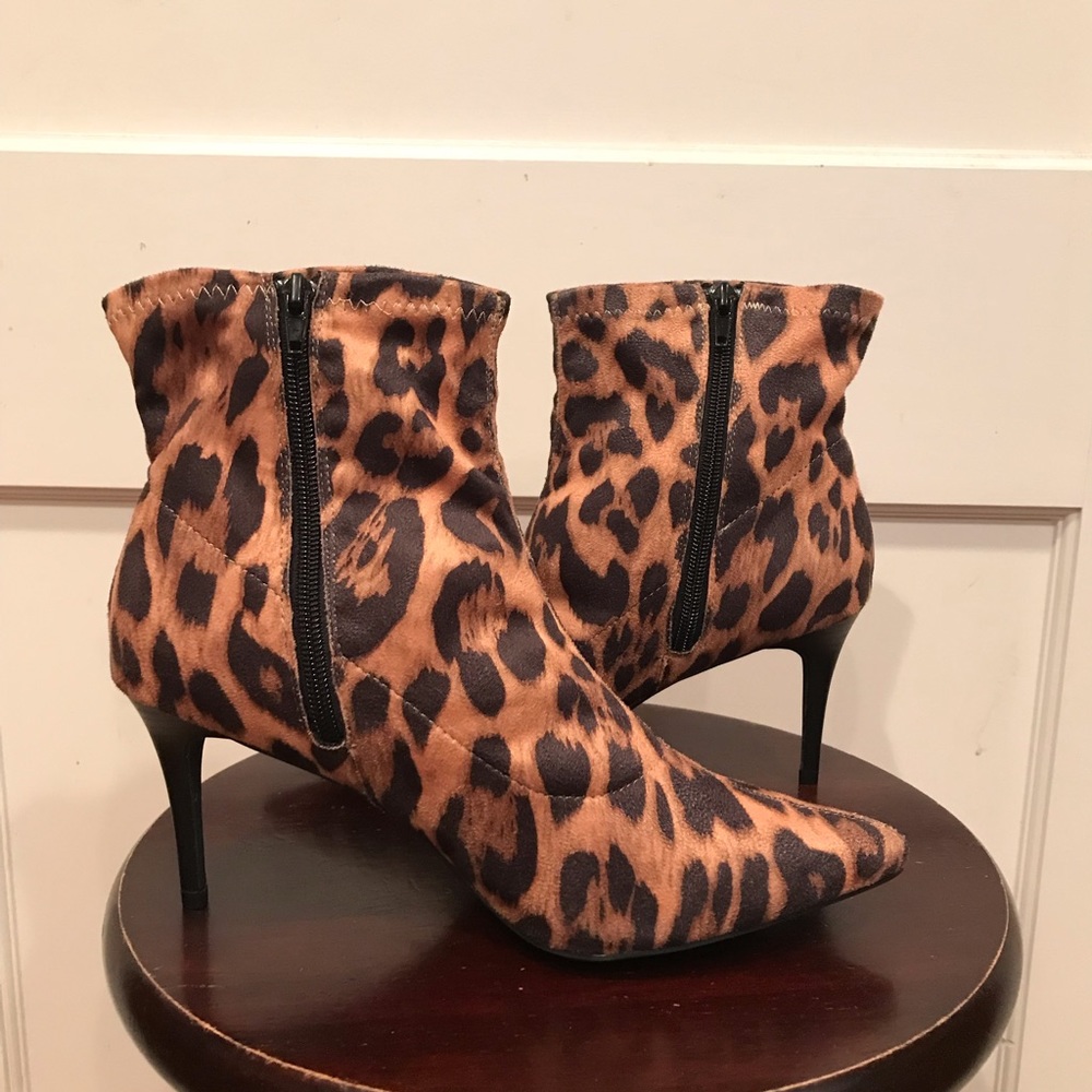 Brand new leopard RAMPAGE booties